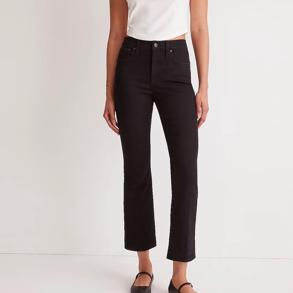 Madewell Petite Kick Out Crop Jeans In Black Rinse Wash Size 27 NWT